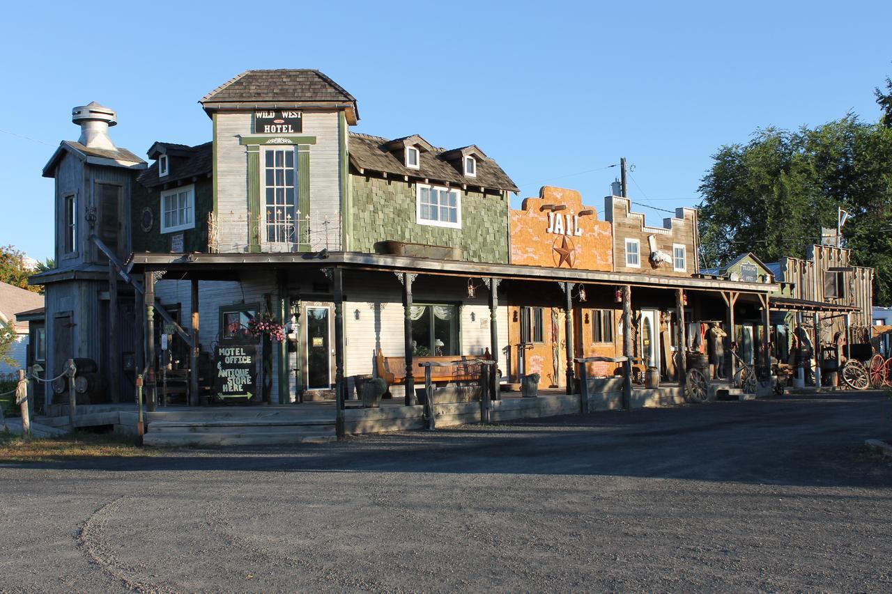 Black Bear Motel Davenport Exterior foto