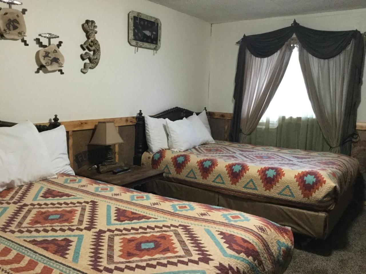 Black Bear Motel Davenport Exterior foto